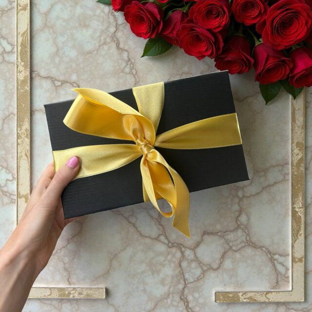 Kingitus nii kingisaajale kui kinkijale đ€«
KĂ”ik tellimused pakitakse kingituseks, et saaksid oma kallimale kohe ĂŒle anda đ„
Link bios.